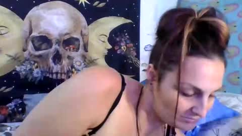 Snapshot of xxxmistymoansxxx chatting on October 3, 4:04 pm Misti online show from October 3, 4:04 pm
