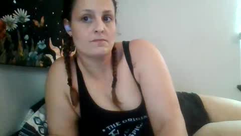Misti online show from June 8, 9:59 pm