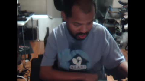 xxxonwheelz online show from September 15, 10:00 pm