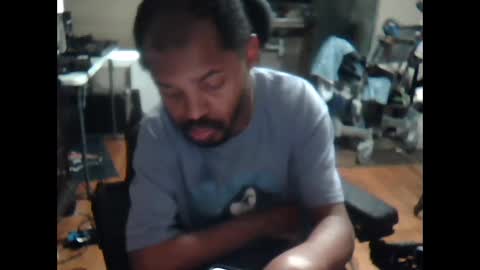 xxxonwheelz online show from September 26, 9:34 pm