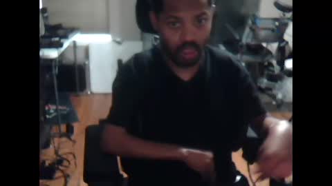 xxxonwheelz online show from September 17, 9:07 pm