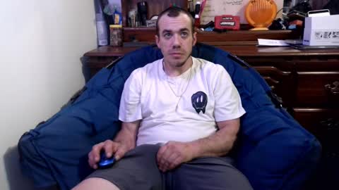 ScubaSteve online show from February 9, 6:11 am