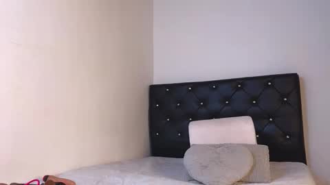 xxxtatianabustyxxx online show from October 19, 8:02 pm