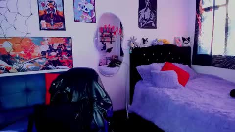 xzerox_ online show from March 5, 5:44 pm