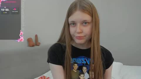 Snapshot of yamatobrodsky1 chatting on October 11, 9:25 am yamatobrodsky1 online show from October 11, 9:25 am