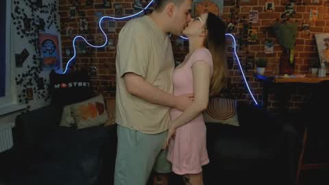 Mia and Andry  online show from December 3, 3:06 pm