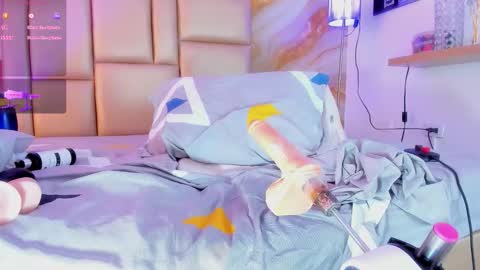 Naomi online show from December 5, 11:13 pm