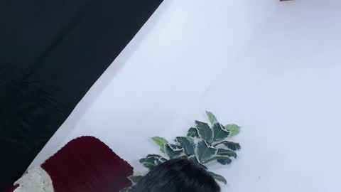 yams_kitty69 online show from November 22, 9:19 am