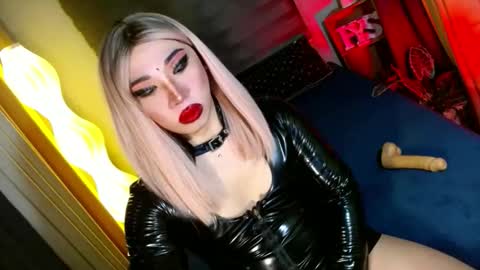 REYAN online show from February 26, 3:54 am