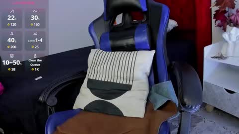 yan_nyan online show from February 13, 11:15 pm