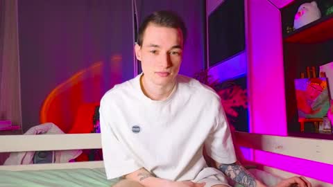 Yan online show from February 7, 10:19 pm