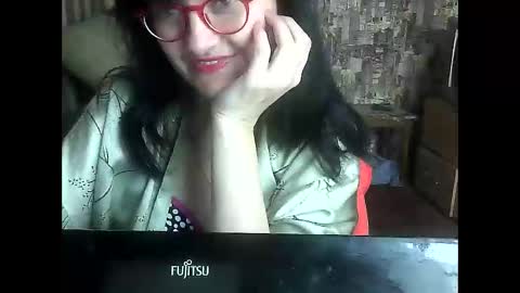 Snapshot of yanafiesta chatting on October 20, 9:58 am yanafiesta online show from October 20, 9:58 am