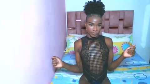 Snapshot of yarithza_ts2003 chatting on March 12, 9:13 pm YARITHZA online show from March 12, 9:13 pm