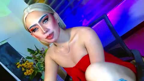 miss yasii online show from February 3, 3:27 pm