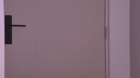 Snapshot of yasminaluna chatting on October 19, 8:52 am Yasmina online show from October 19, 8:52 am
