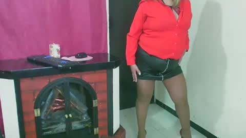 Snapshot of yayita_mature chatting on February 25, 2:48 pm yayita online show from February 25, 2:48 pm