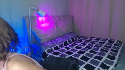 Yazzi online show from October 23, 11:34 am