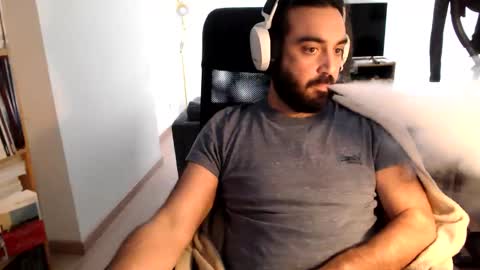 yeeaahoo online show from December 2, 12:14 pm