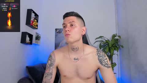 YEIKO ROMERO online show from September 19, 5:49 pm