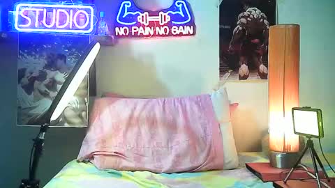 Snapshot of yeisoncastellanos1999 chatting on September 24, 12:39 am yeisoncastellanos1999 online show from September 24, 12:39 am