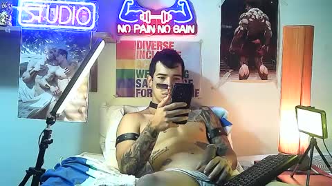 Snapshot of yeisoncastellanos1999 chatting on September 17, 12:25 am yeisoncastellanos1999 online show from September 17, 12:25 am