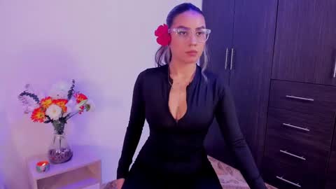 Yeli Amber online show from October 30, 3:07 am