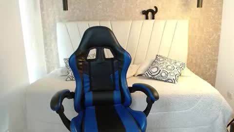 yera online show from September 11, 12:28 pm