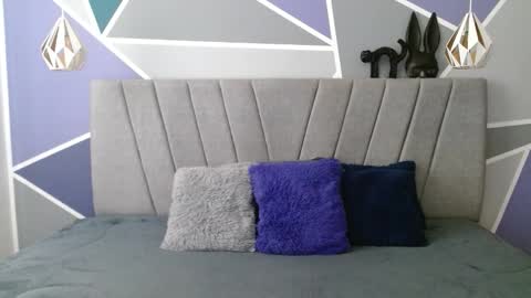 yera online show from November 24, 12:04 pm