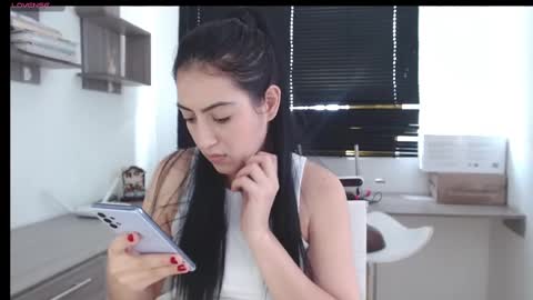 yesikacosta online show from March 12, 5:17 pm