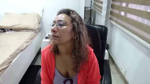 jessy online show from March 9, 11:47 am