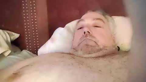 yeti1900geil online show from March 2, 7:37 am