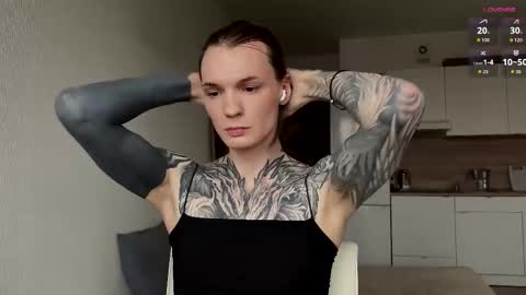 yexes online show from October 4, 8:34 am