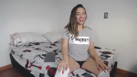 tulipan online show from December 5, 2:04 pm