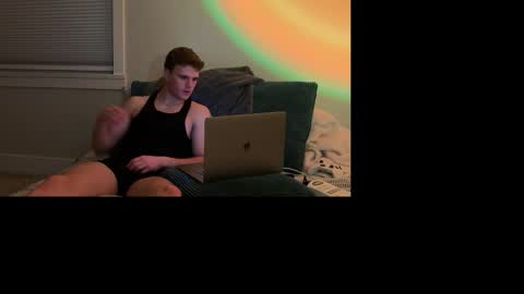 yngdesire1 online show from December 17, 9:05 am