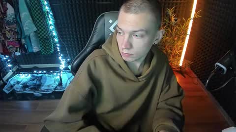 You can ask my name in pm online show from October 19, 5:45 am