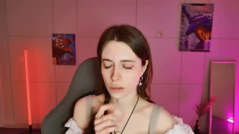 yoka_paradoxxx online show from December 15, 1:07 pm