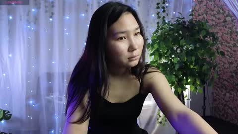 Snapshot of yoon_mii chatting on October 17, 12:42 pm i am Yoon online show from October 17, 12:42 pm