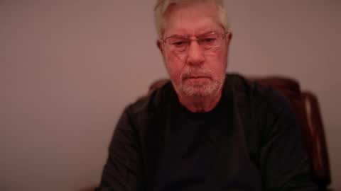 Snapshot of yougogirl_3 chatting on February 13, 11:06 am Colorado Guy Straight online show from February 13, 11:06 am