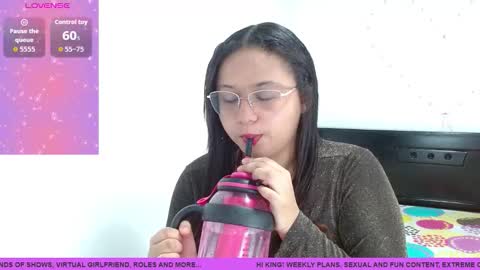 youhotgirl21 online show from March 13, 4:27 am