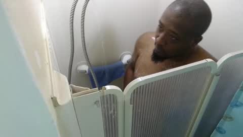 Snapshot of younblaccman6969 chatting on September 21, 4:49 am younblaccman6969 online show from September 21, 4:49 am