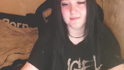 your_8a8y online show from February 4, 1:26 pm