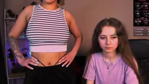 your bunny12 online show from April 10, 7:29 pm