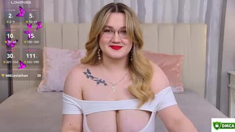 Nancy online show from November 24, 1:10 pm