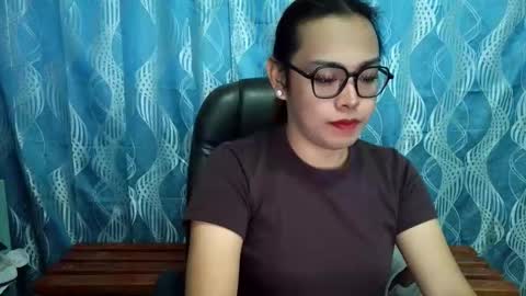 Snapshot of your_dreamgirlxxx69 chatting on September 26, 12:29 am your_dreamgirlxxx69 online show from September 26, 12:29 am