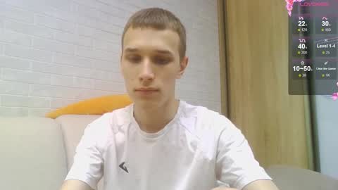 Snapshot of your_honeyy chatting on September 11, 1:01 pm Mark online show from September 11, 1:01 pm