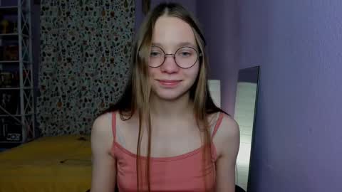 Leslie online show from March 6, 11:31 pm