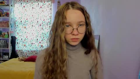 Leslie online show from October 11, 12:10 pm