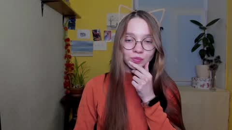 Leslie online show from January 3, 3:44 pm