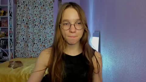 Leslie online show from February 24, 4:26 pm