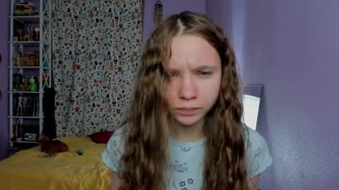 Leslie online show from September 29, 2:54 am